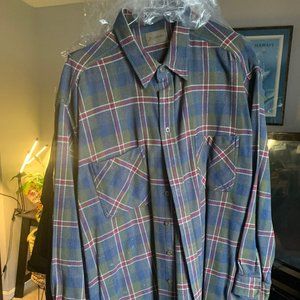 Flanel Button-Down